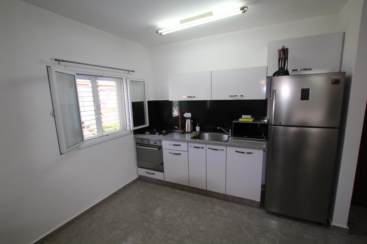 Arendaizrail Apartments - Khana Szenes Street 29 บัตยัม ภายนอก รูปภาพ