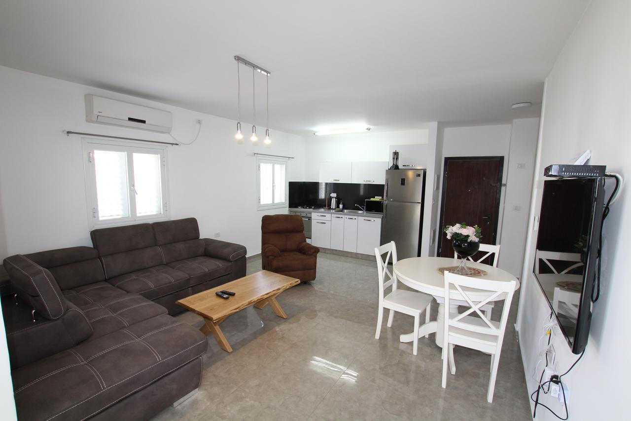 Arendaizrail Apartments - Khana Szenes Street 29 บัตยัม ภายนอก รูปภาพ